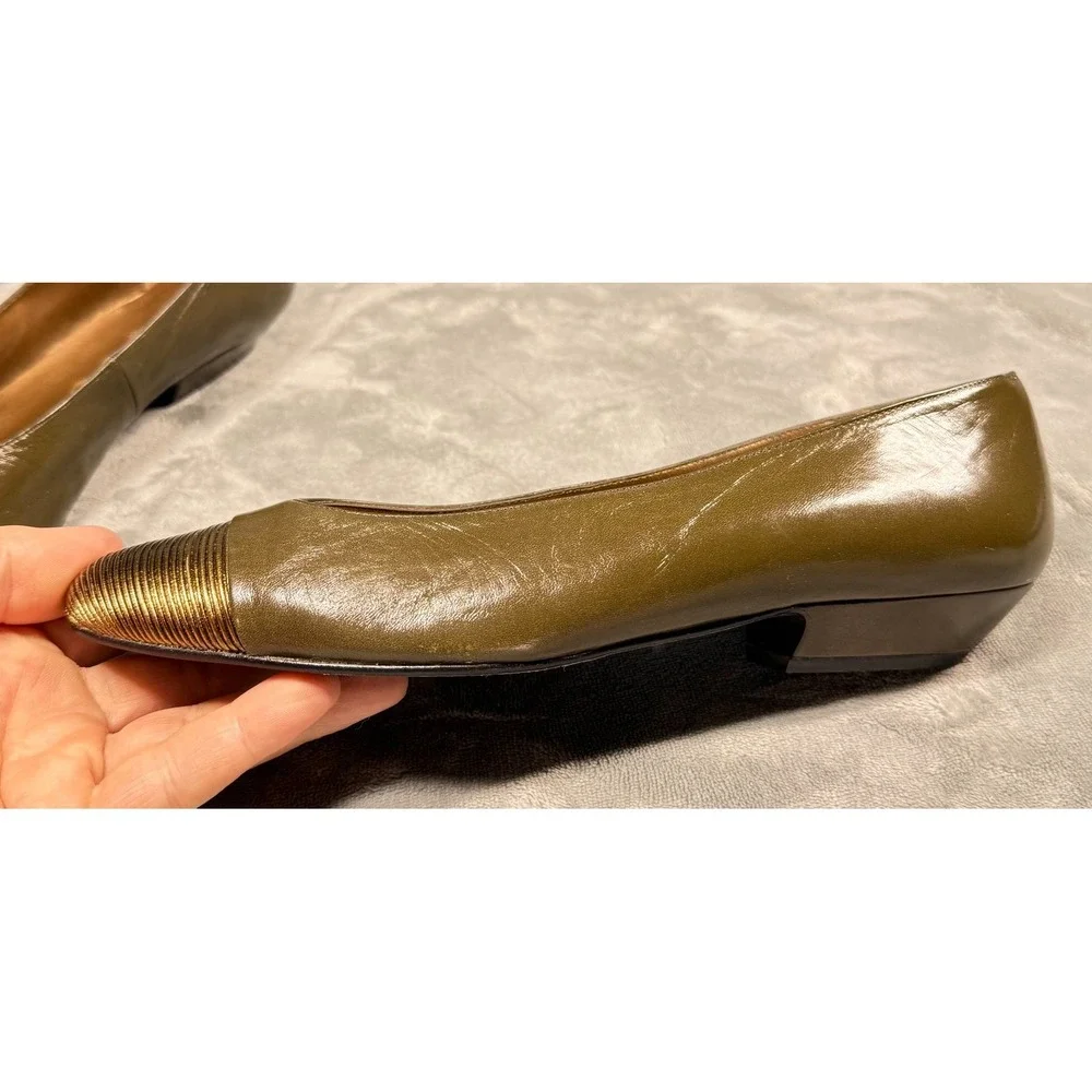 Nina Flats Womens 8.5 N Olive Green Gold Cap Toe Patent Leather Made in Spain